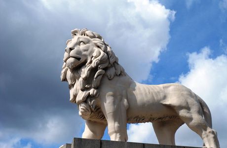 Statue of Lion
