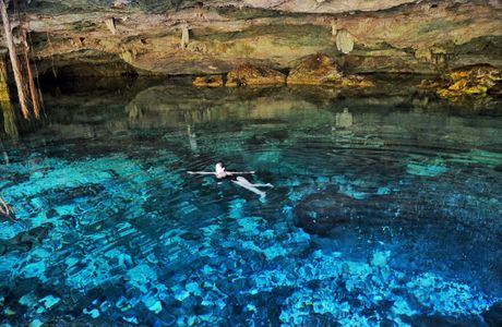 Cenotes Dos Ojos