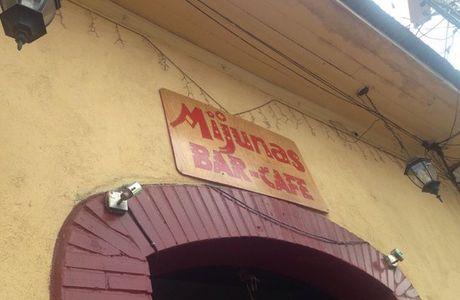 Mijunas Bar Cafe