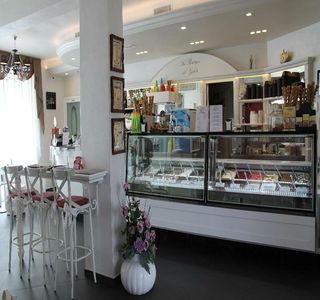 BAR GELATERIA ANGELINI
