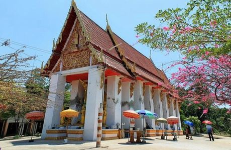 Wat Ratchapaksi (Nok)