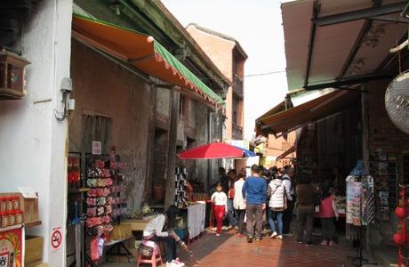 Lugang Old Street