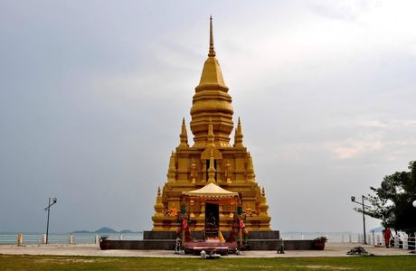 Laem Sor Pagoda