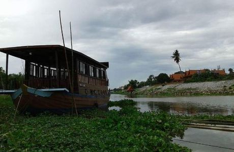 Sakae Krang River