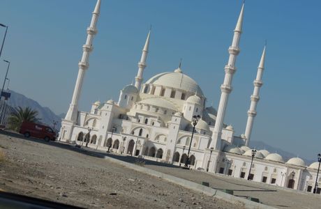 Sheikh Zayed Mosque - Fujairah