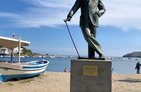 Estatua de Salvador Dali