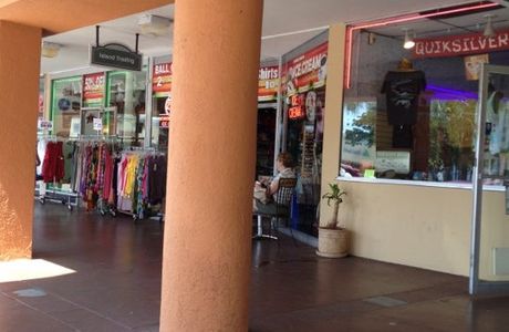 Dolphin Village Liquor