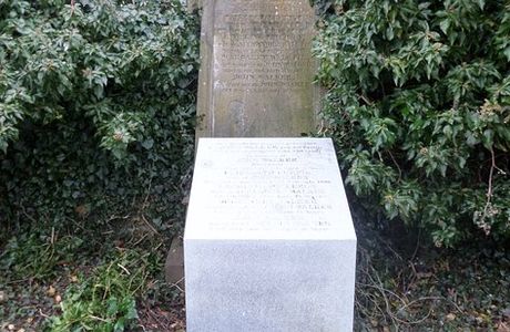 Grave of Johnnie Walker