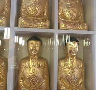 The City of Ten Thousand Buddhas