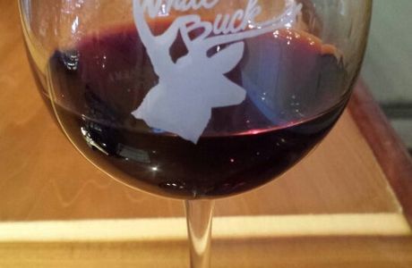 White Buck Vineyards & Winery