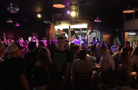 Howl at the Moon Louisville