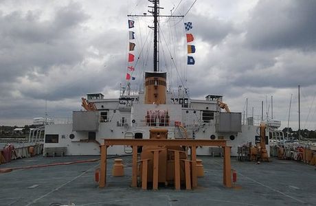 Icebreaker Mackinaw Maritime Museum Inc.
