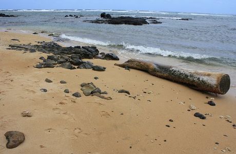North Aliomanu Beach