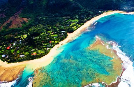 Tunnels Beach