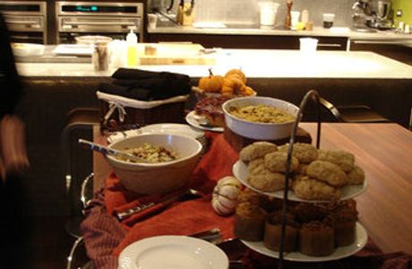 700 Kitchen Cooking School