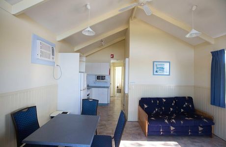 Safety Bar Beach (South)