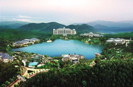Qingyuan Peach Lake