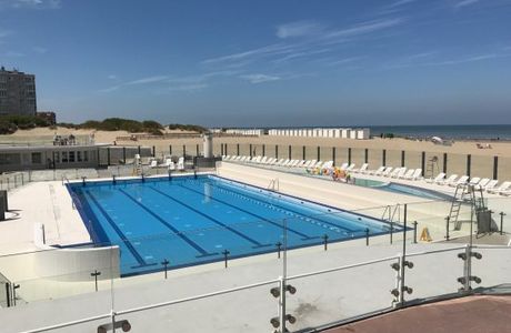 Strandbad Oostduinkerke