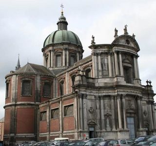 Cathedral de St-Aubain (St. Aubain Cathedral)