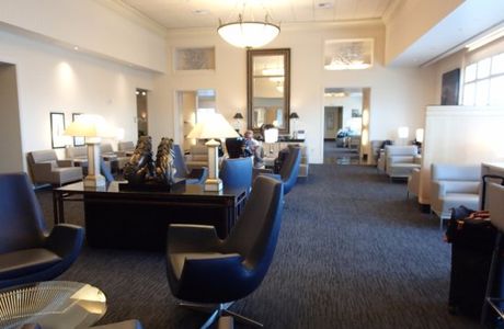 United Club - Global First Lounge