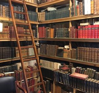 La Caverne aux Livres