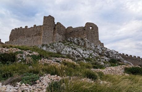 The Larissa and the Aspis