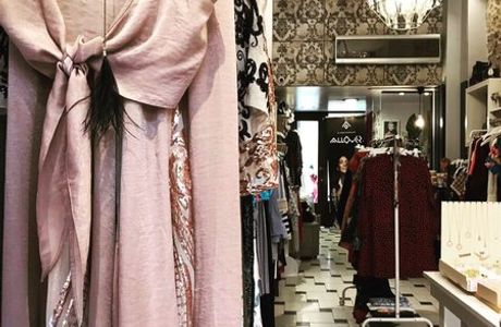 Queen Clothes & Accessories