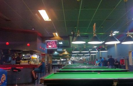 Dekel Club - Billiard Snooker Bar & Bowling