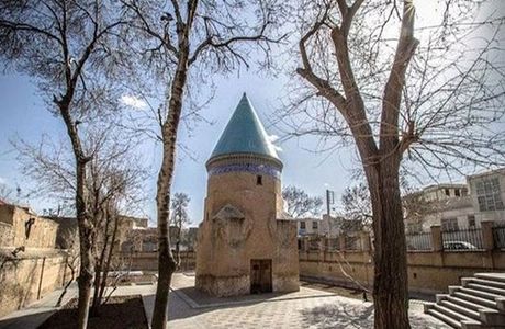 Tomb Hamdullah Mostofi