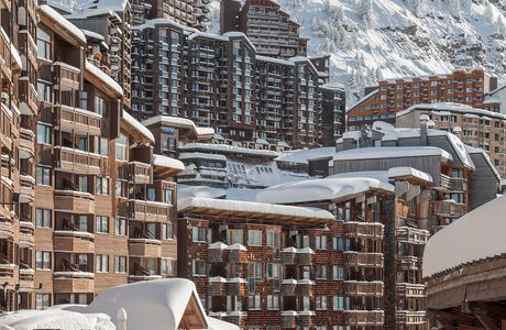 Skiset Avoriaz Centre Station