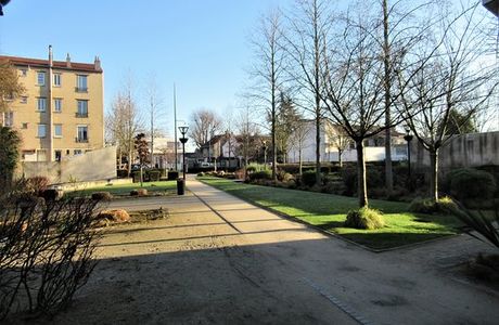 Square Honoré d'Estienne d'Orves