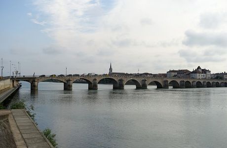 Saint Laurent Bridge