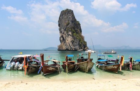 Sriphan Thai Collections