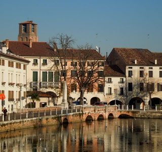 Restauro Conservativo Stele Lapidea Sul Ponte Dante