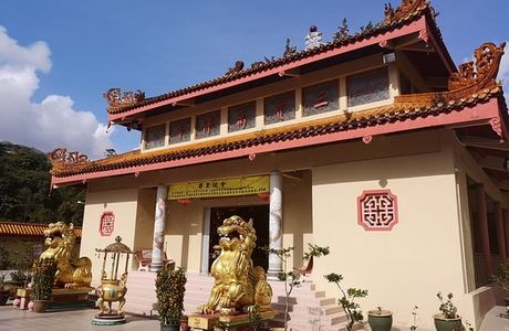 Sam Poh Temple