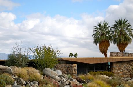 Stewart Galleries
