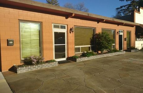 Spa Lakeshore