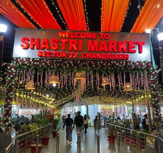 Shastri Market