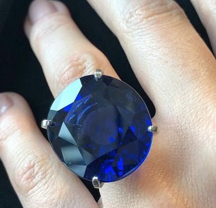 Aakarsha Gem House 1