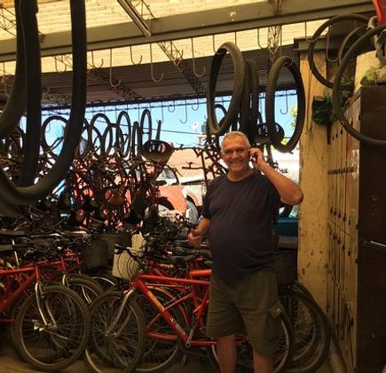 Mr. Hugo Wineries and Bikes 1
