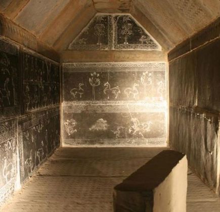 Ancient Han Tombs 1