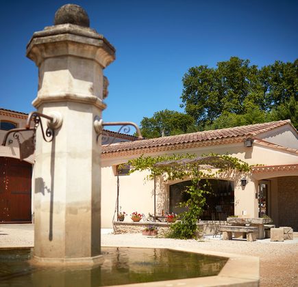 Fontaine Du Clos 1