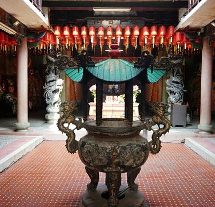 Xizho Houtian Temple 1