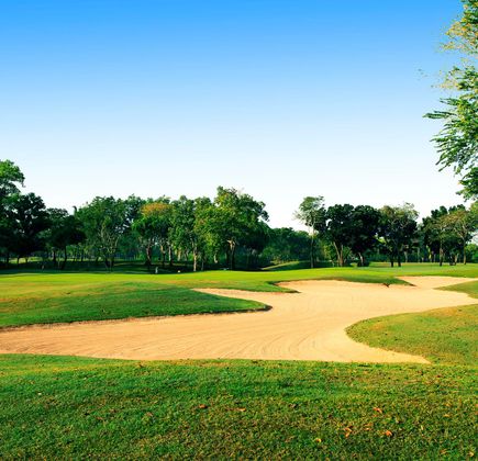 Lam Luk Ka Country Club 1