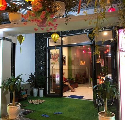 Lucky Healing Spa 1