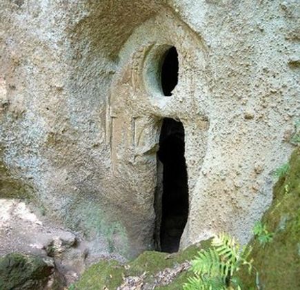 Romitori di Ischia di Castro 1