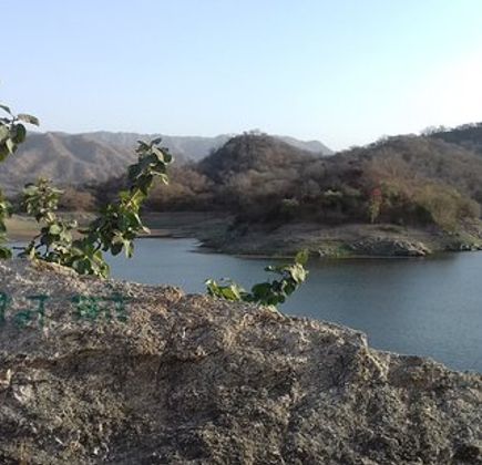 Ranakpur Dam 1