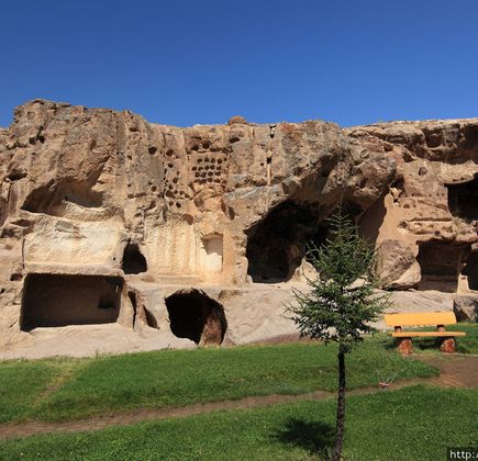 Eski Gumusler Monastery 1