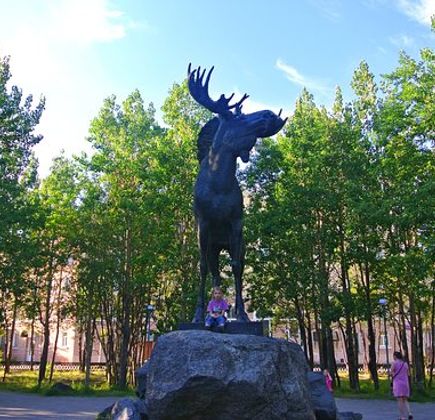 Monument The Elk 1