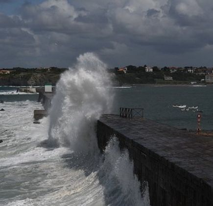 Digue du Port de Socoa 1